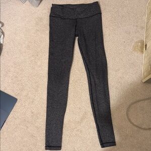Lululemon low rise black/white leggings